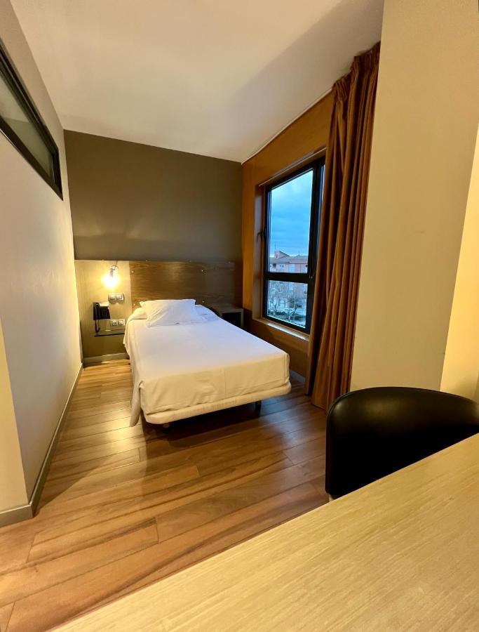 Hotel Duero Laguna de Duero Zewnętrze zdjęcie