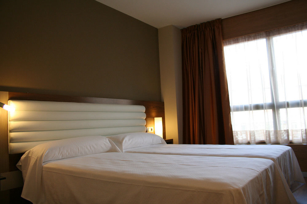 Hotel Duero Laguna de Duero Zewnętrze zdjęcie