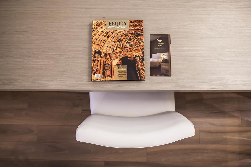 Hotel Duero Laguna de Duero Zewnętrze zdjęcie