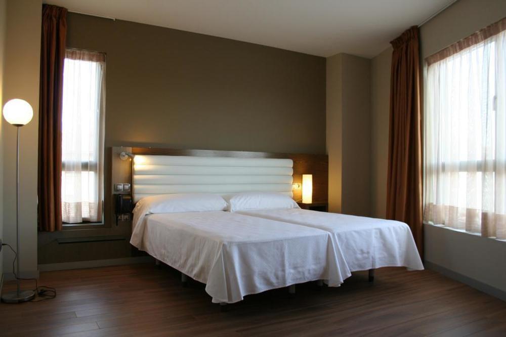 Hotel Duero Laguna de Duero Zewnętrze zdjęcie