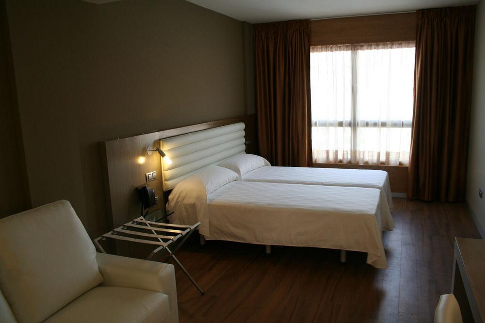 Hotel Duero Laguna de Duero Zewnętrze zdjęcie